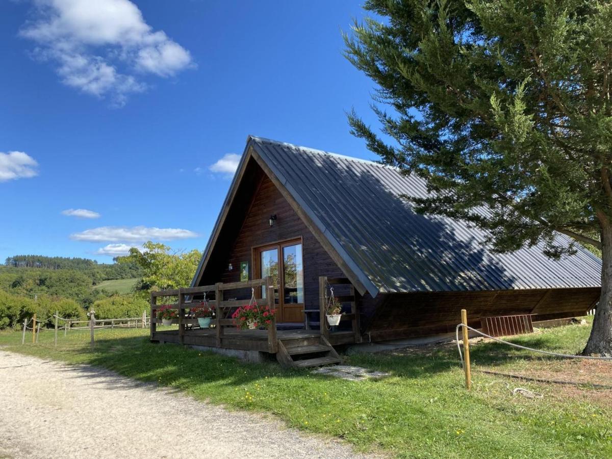 Chalet Familial Pres De Vichy, Terrasse, Animaux Acceptes - Fr-1-489-274 Le Vernet  Luaran gambar